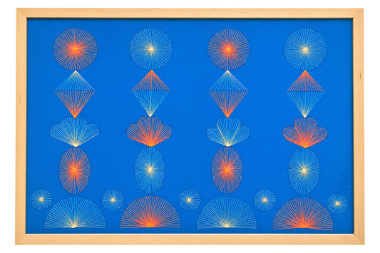 Naturaleza azul | Serie de dibujos con hilos sobre papel de color - Mauge Suarez